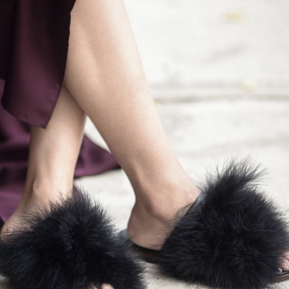 Tibi Jack Cozy Perfect Holiday Gift Fuzzy Ostrich Feather/ Leather Slides Sz 6.5